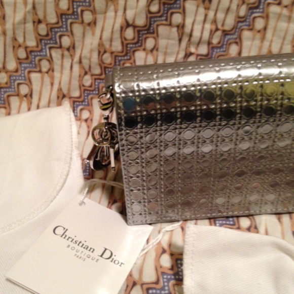 Dior Handbags - DIOR CARD HOLDER NWT